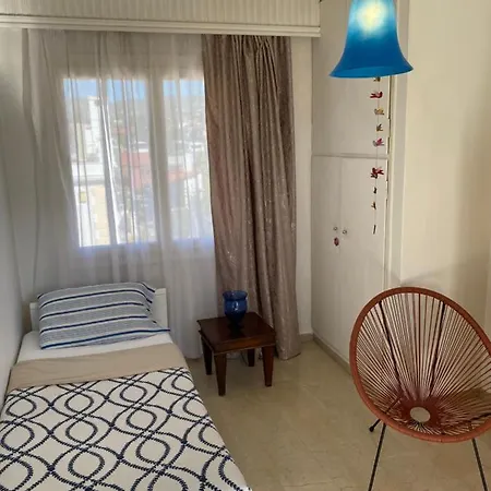 Park Apartment Agioi Theodoroi Exterior photo