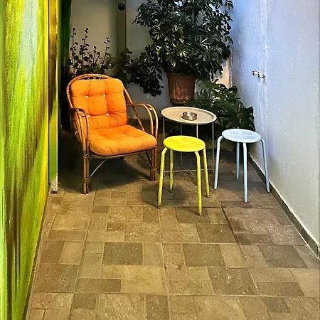 Park Apartment Agioi Theodoroi Exterior photo